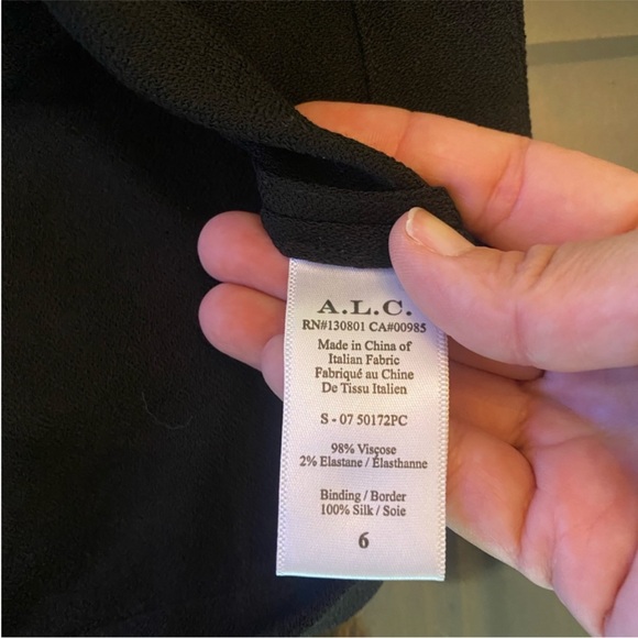 A.L.C Silk “Talia” Long Sleeved Cropped Top Size 6 NWT - Picture 5 of 10